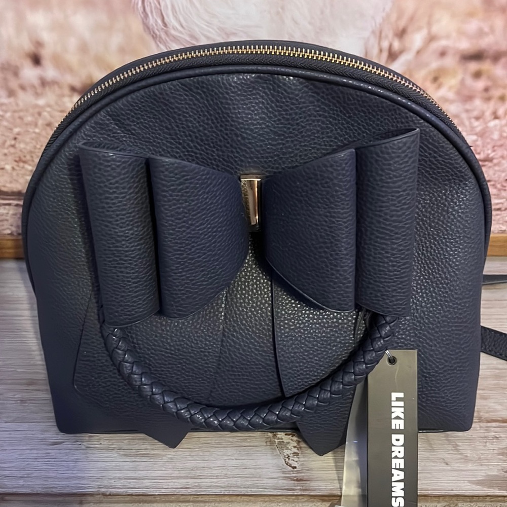 Bow crossbody bag